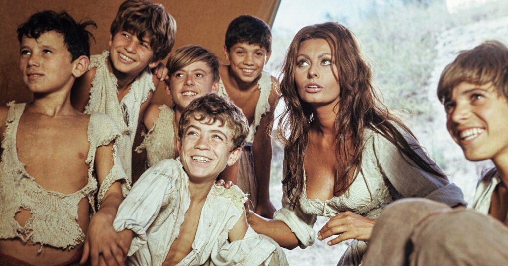 Sophia Loren: al Salone del Libro di Torino il “romanzo visivo” della grande diva